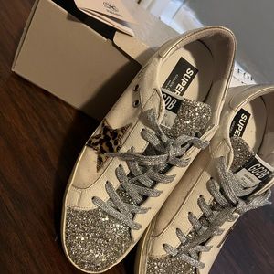 Golden Goose Size 42